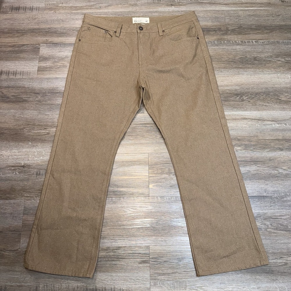 Ecko Unltd. Relaxed Fit Jeans Mens 40W x 32L Signature Rhinoceros Logo Caramel